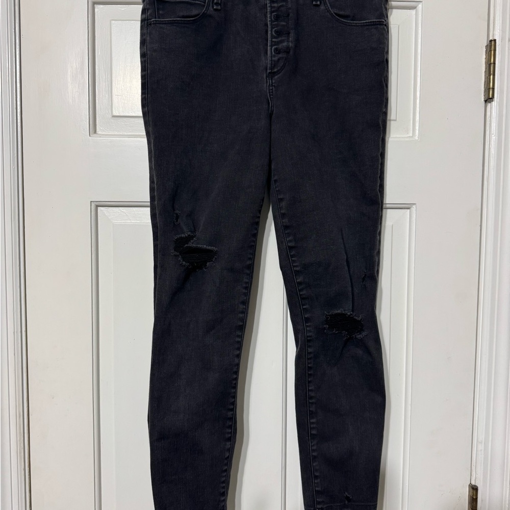 Abercrombie and Fitch Women's Black High Rise Ankle Jeans